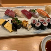 Photo taken at Tsukiji Sushi-Ko by へみ on 6/26/2019