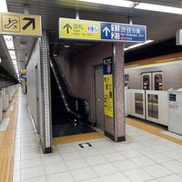 Photo taken at Fukutoshin Line Higashi-shinjuku Station (F12) by えすみち on 2/27/2024