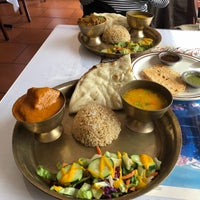 Photo taken at Himalayan Tandoori and Curry House by Emily L. on 10/3/2018