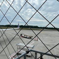 รูปภาพถ่ายที่ Wilmington International Airport (ILM) โดย Ryan E. เมื่อ 4/24/2023