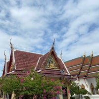 Photo taken at Wat Kok by Summer B. on 1/2/2023