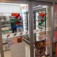Photo taken at 7-Eleven by なり on 11/13/2022