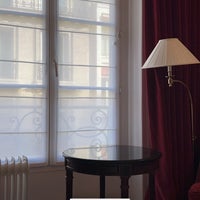 Photo taken at Hôtel François 1er by ABDULAZIZ .. 🐺 on 1/29/2024