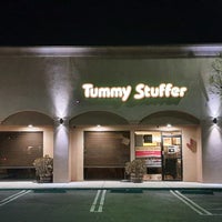รูปภาพถ่ายที่ Tummy Stuffer โดย Tummy Stuffer เมื่อ 12/13/2022