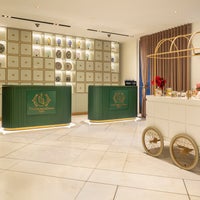 รูปภาพถ่ายที่ The Emerald House Lisbon, Curio Collection by Hilton โดย The Emerald House Lisbon, Curio Collection by Hilton เมื่อ 8/10/2023