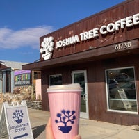 Foto tirada no(a) Joshua Tree Coffee Company por Hou H. em 11/24/2023