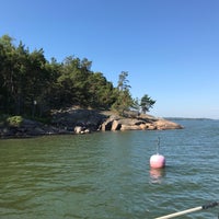 Photo taken at Käärmesaari by Harri J. on 7/18/2018