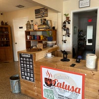 5/13/2024 tarihinde Spinnin S.ziyaretçi tarafından Calusa Coffee Roasters'de çekilen fotoğraf