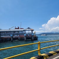 Photo taken at Pelabuhan Penyeberangan Ketapang by Nelly A. on 4/22/2023