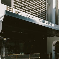Foto diambil di Beverly Bar oleh Beverly Bar pada 1/14/2023