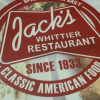 รูปภาพถ่ายที่ Jack&#39;s Whittier Restaurant โดย MJ V. เมื่อ 11/12/2018