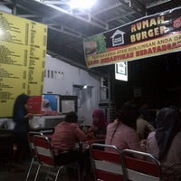 Review Rumah Burger