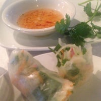 Das Foto wurde bei Saigon Cuisine Restaurant von Lindon H. am 9/16/2013 aufgenommen