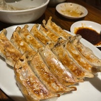 Photo taken at Harajuku Gyoza Lou by fumi on 8/2/2023