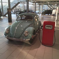 Photo taken at Volkswagen Automobile Berlin Tempelhof by Boban D. on 12/9/2014