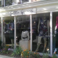 รูปภาพถ่ายที่ Lettie Gooch Boutique โดย SLEEK~ เมื่อ 10/6/2012
