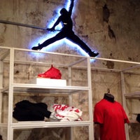 Michael JORDAN Store - The Loop - Chicago, IL