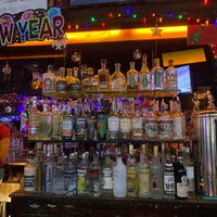Photo taken at 7B Horseshoe Bar aka Vazacs by Matt M. on 12/11/2021