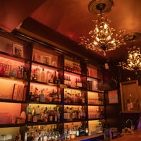 รูปภาพถ่ายที่ Upstairs Cocktail Bar โดย Upstairs Cocktail Bar เมื่อ 3/2/2023