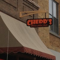รูปภาพถ่ายที่ Chedd&amp;#39;s Gourmet Grilled Cheese โดย Johnny A. เมื่อ 11/2/2012