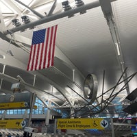 Photo taken at JFK AirTrain - Terminal 1 by Alex K. on 8/28/2021