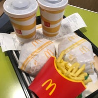 Photo taken at McDonald&amp;#39;s by 🐙 Aslıhannn 🐙 on 5/4/2023