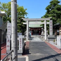 Photo taken at 当代島稲荷神社 by Rebellio A. on 5/21/2023