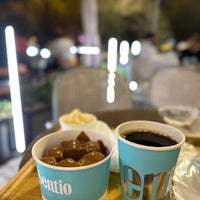 Foto scattata a Sentio Cafe da 🪼‏ 𝐊𝐇𝐀𝐋𝐈𝐃 𝐁𝐈𝐍 𝐓𝐔𝐑𝐊𝐈 il 5/20/2024