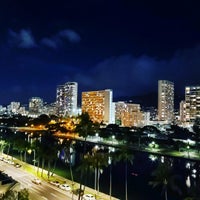 Foto tirada no(a) Coconut Waikiki Hotel por 佐天 涙. em 4/28/2021