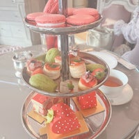Photo taken at Ladurée by いさきち on 5/28/2023