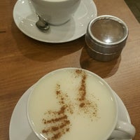 Photo taken at Kazanoğulları pasta ve Cafe by Kader B. on 1/25/2017