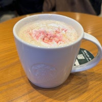 Photo taken at Starbucks by なの や. on 1/4/2024