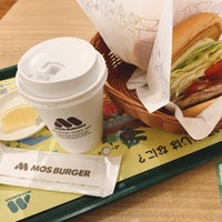 Photo taken at MOS Burger by もみじ on 1/2/2024