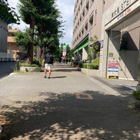 Photo taken at 早稲田大学 東伏見キャンパス by The エ. on 7/6/2023