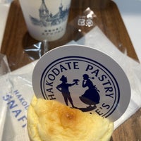 Photo taken at Pastry Snaffle&amp;#39;s by のぶ さ. on 12/11/2022