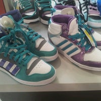 Photo taken at Adidas Outlet by Cássia A. on 11/3/2012