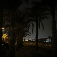 Photo taken at ممشى عوالي/Awali Park by . ـمـيّـمـ . on 11/10/2023