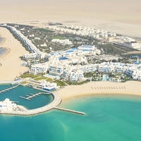 รูปภาพถ่ายที่ Hilton Salwa Beach Resort &amp;amp; Villas โดย Hilton Salwa Beach Resort &amp;amp; Villas เมื่อ 6/14/2023