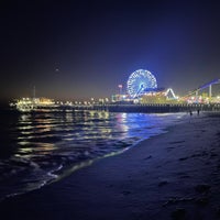 Foto tirada no(a) Santa Monica Pier Carousel por A em 9/2/2023