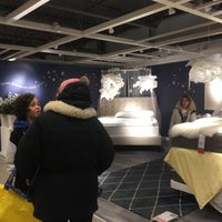 Das Foto wurde bei IKEA Edmonton von ippy ツ am 2/23/2019 aufgenommen