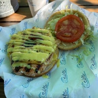 Foto tomada en Salt Life Food Shack  por Amer D. el 12/31/2023