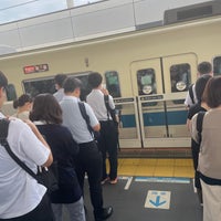 Photo taken at Odakyu Yoyogi-Uehara Station (OH05) by しゅわしゅわオズワルド 桜. on 9/26/2023