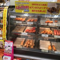 Photo taken at 7-Eleven by kiriko on 3/24/2016