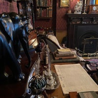Photo taken at The Sherlock Holmes Museum by SULAIMAN on 2/25/2024