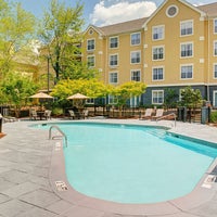 Foto diambil di Homewood Suites by Hilton Raleigh/Cary oleh Homewood Suites by Hilton Raleigh/Cary pada 7/4/2023