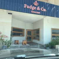 Photo taken at Fudge &amp;amp; Co. by AʙA on 5/18/2024