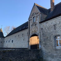 Foto scattata a Château de Lavaux-Sainte-Anne da Robin B. il 2/28/2022