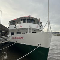 Снимок сделан в Circle Line Sightseeing Cruises пользователем Robin B. 4/8/2024