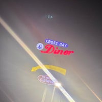 Foto scattata a Cross Bay Diner da Naj K. il 7/23/2023