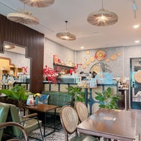 Foto diambil di Tonkin Specialty Cafe - The best local Coffee shop in HCMC oleh Skywalkerstyle pada 12/31/2023